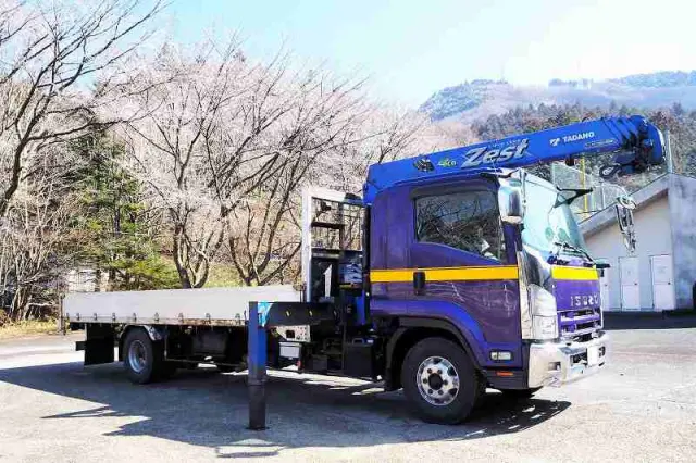 いすゞ フォワード PDG-FRR34T2(2WD)の写真7