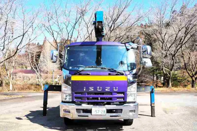 いすゞ フォワード PDG-FRR34T2(2WD)の写真8