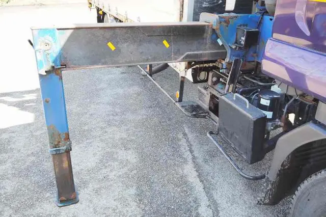 いすゞ フォワード PDG-FRR34T2(2WD)の写真9