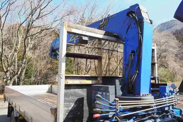 いすゞ フォワード PDG-FRR34T2(2WD)の写真42