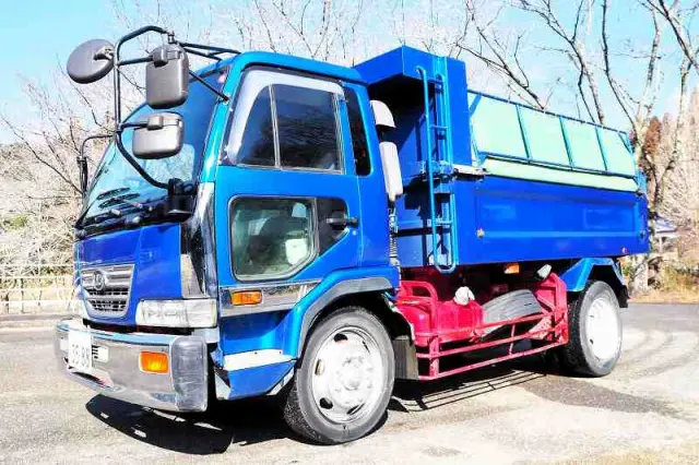 ＵＤ コンドル KL-PK26A(2WD)の写真1