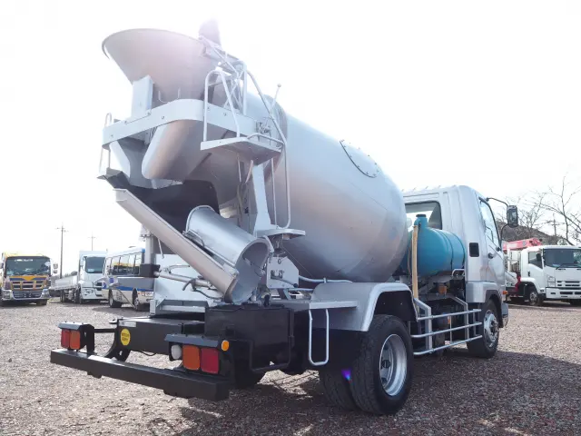 三菱 ファイター TKG-FK72FY(2WD)の写真5