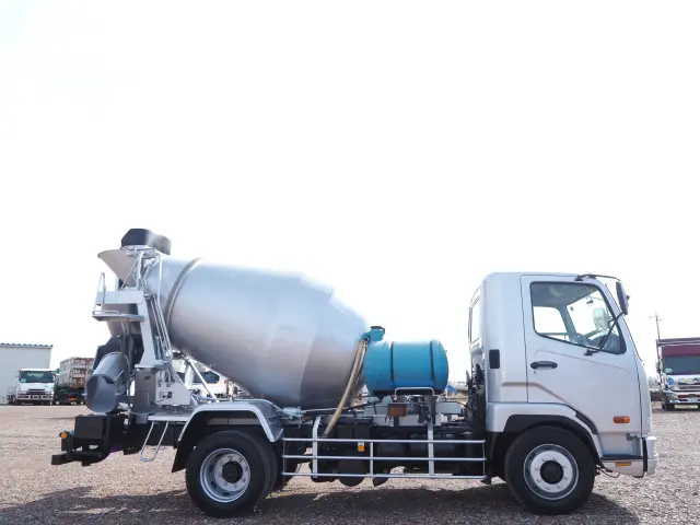 三菱 ファイター TKG-FK72FY(2WD)の写真6