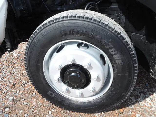 三菱 ファイター TKG-FK72FY(2WD)の写真40