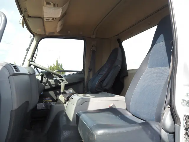 三菱 ファイター TKG-FK72FY(2WD)の写真44