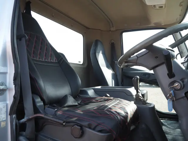 三菱 ファイター TKG-FK72FY(2WD)の写真45