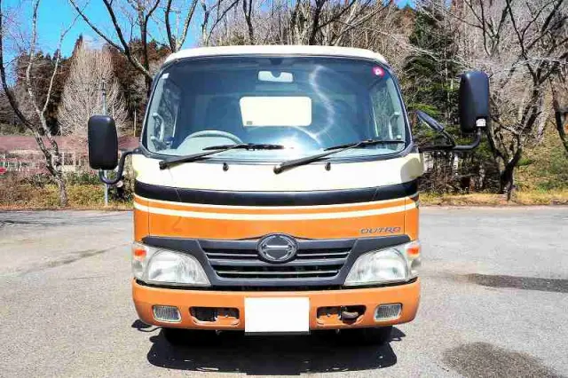 日野 デュトロ BDG-XZU304E(2WD)の写真8