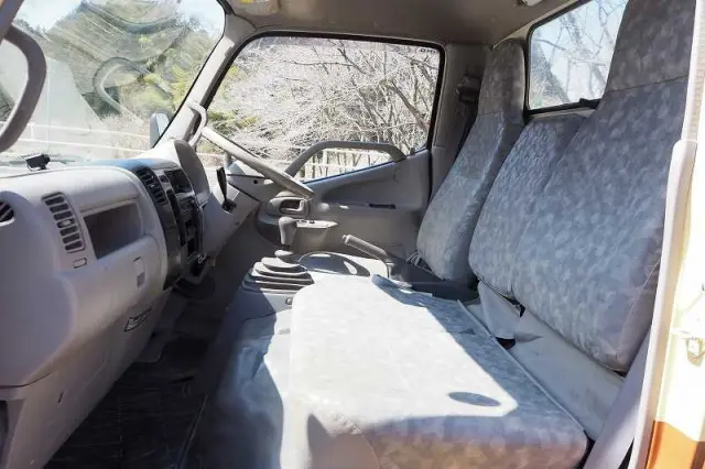 日野 デュトロ BDG-XZU304E(2WD)の写真46