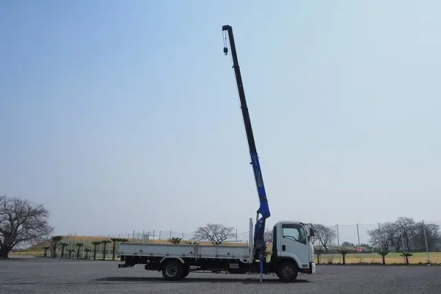 いすゞ フォワード TKG-FRR90S1(2WD)の写真13