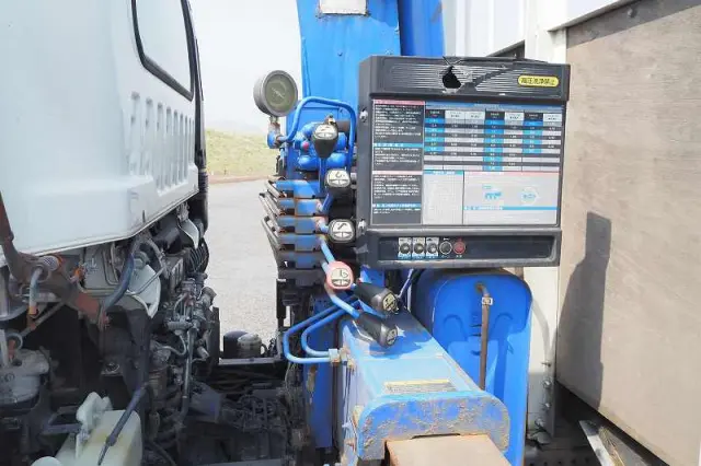 いすゞ フォワード TKG-FRR90S1(2WD)の写真15