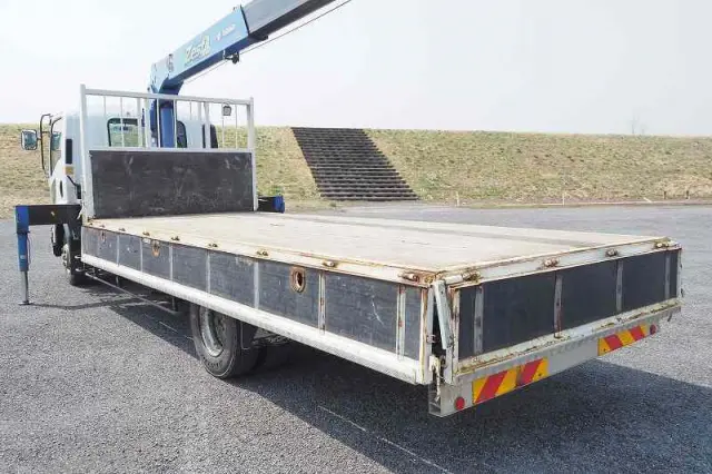 いすゞ フォワード TKG-FRR90S1(2WD)の写真22