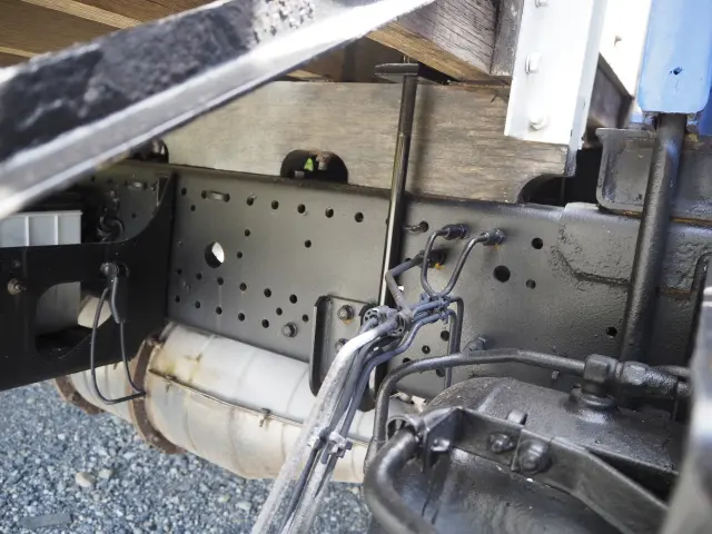 いすゞ フォワード TKG-FRR90S1(2WD)の写真22