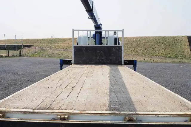 いすゞ フォワード TKG-FRR90S1(2WD)の写真23