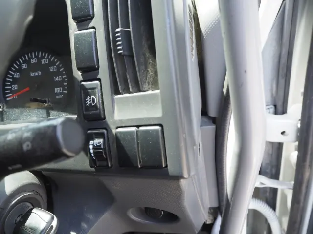 いすゞ フォワード TKG-FRR90S1(2WD)の写真49