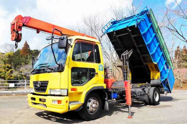 ＵＤ コンドル BDG-MK36C(2WD)の写真1