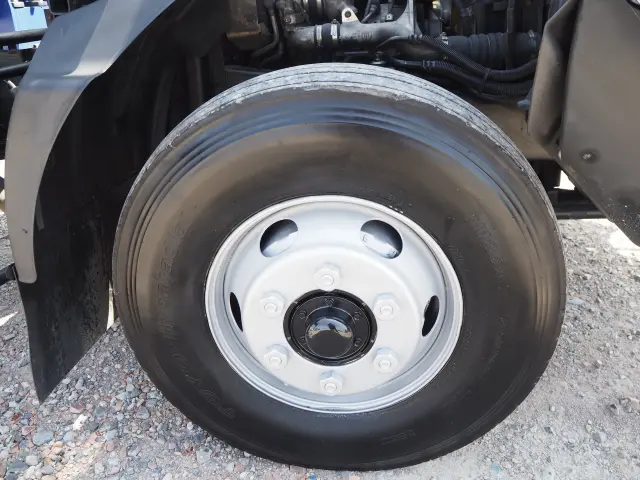 UD コンドル BDG-MK36C(2WD)の写真18