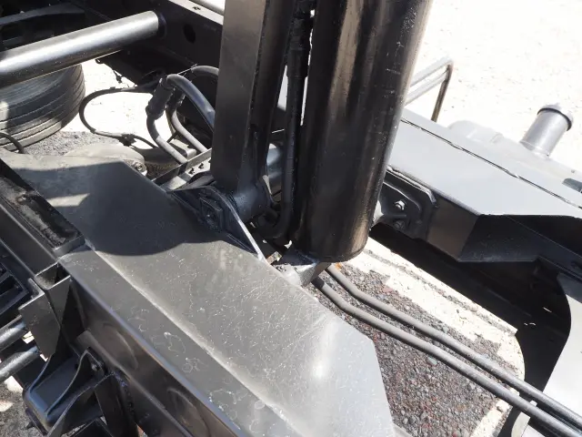 UD コンドル BDG-MK36C(2WD)の写真28
