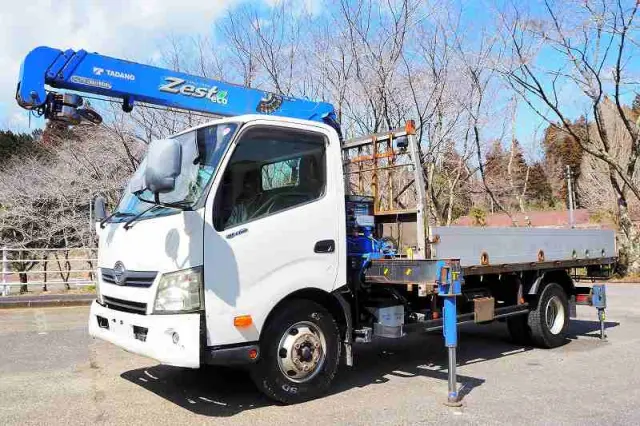 日野 デュトロ SDG-XZU720M(2WD)の写真1