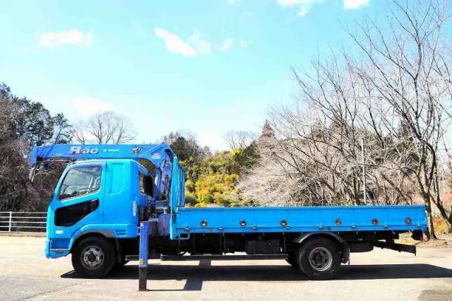 三菱 ファイター PA-FK61F(2WD)の写真2