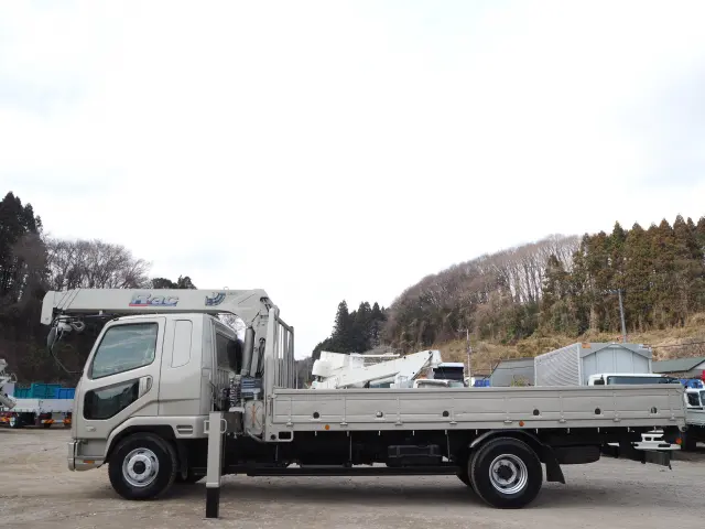 三菱 ファイター PA-FK61F(2WD)の写真2