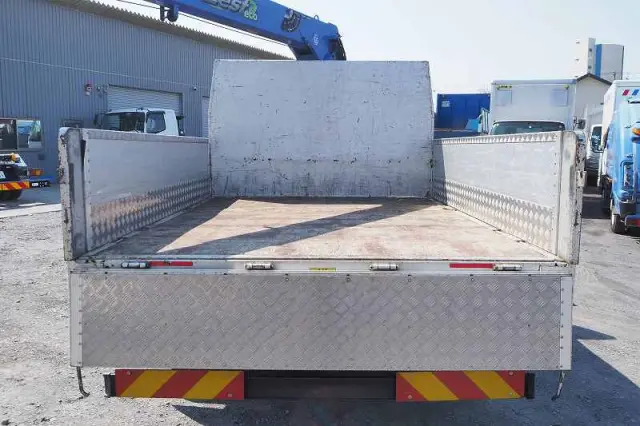 三菱 キャンター 2PG-FEB90(2WD)の写真20