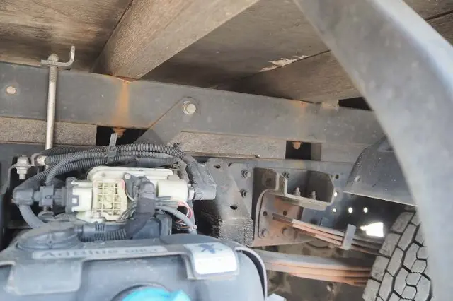 三菱 キャンター 2PG-FEB90(2WD)の写真35