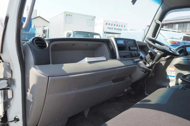 三菱 キャンター 2PG-FEB90(2WD)の写真46