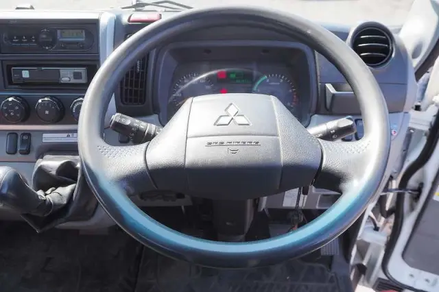 三菱 キャンター 2PG-FEB90(2WD)の写真50