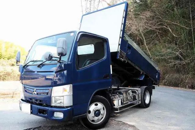 三菱 キャンター 2PG-FBA60(2WD)の写真1
