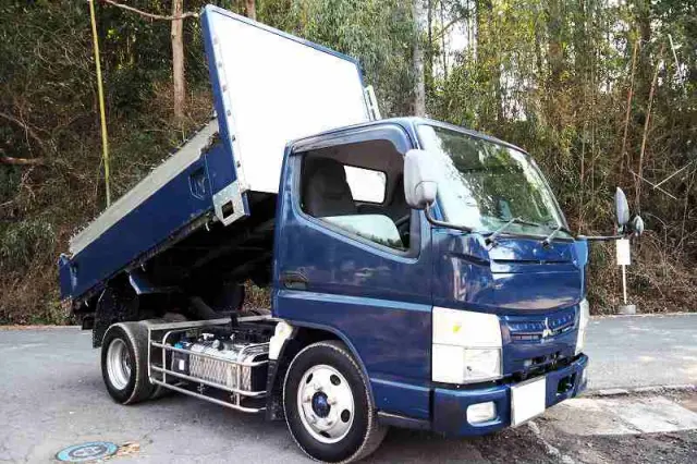 三菱 キャンター 2PG-FBA60(2WD)の写真7