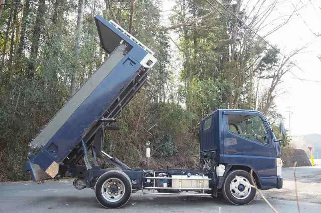 三菱 キャンター 2PG-FBA60(2WD)の写真24