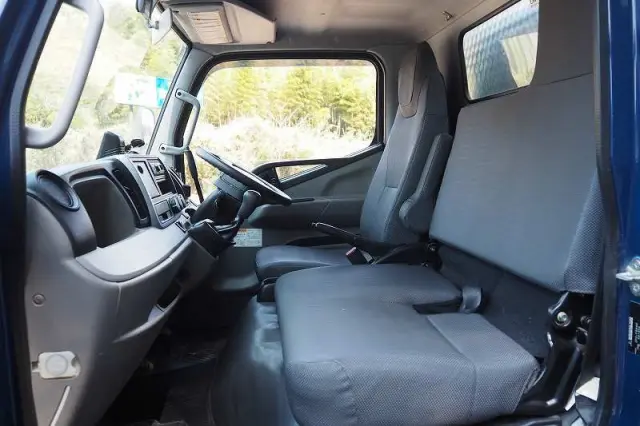 三菱 キャンター 2PG-FBA60(2WD)の写真46