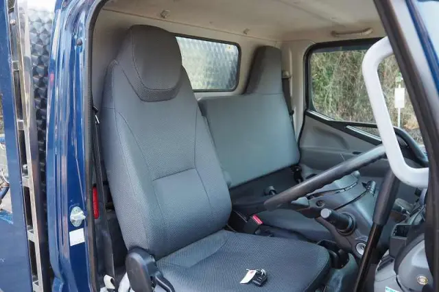 三菱 キャンター 2PG-FBA60(2WD)の写真47