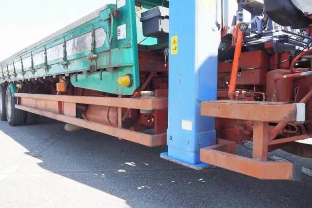 UD コンドル PK-PW37A(6x4)の写真29