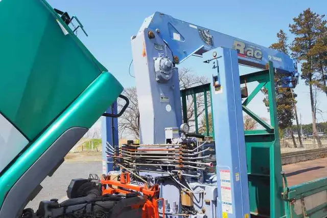 UD コンドル PK-PW37A(6x4)の写真41