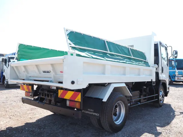 いすゞ フォワード 2PG-FRR90S1(2WD)の写真5