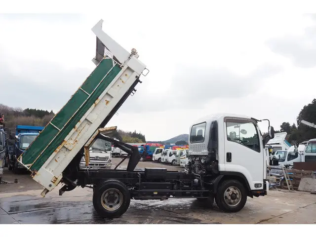 いすゞ フォワード 2PG-FRR90S1(2WD)の写真13