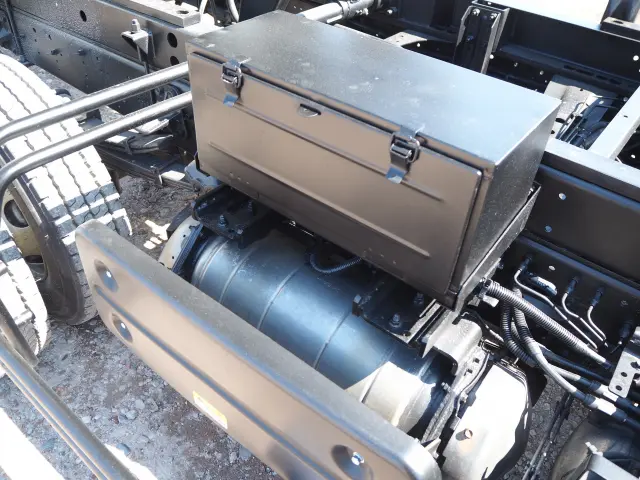 いすゞ フォワード 2PG-FRR90S1(2WD)の写真15