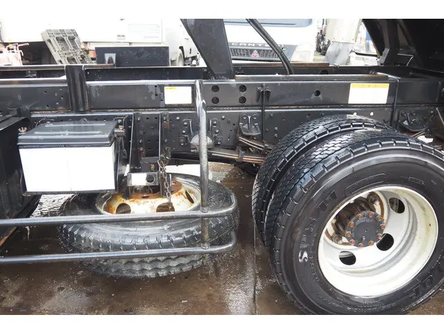 いすゞ フォワード 2PG-FRR90S1(2WD)の写真21