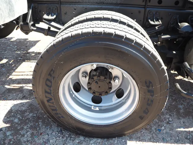 いすゞ フォワード 2PG-FRR90S1(2WD)の写真24