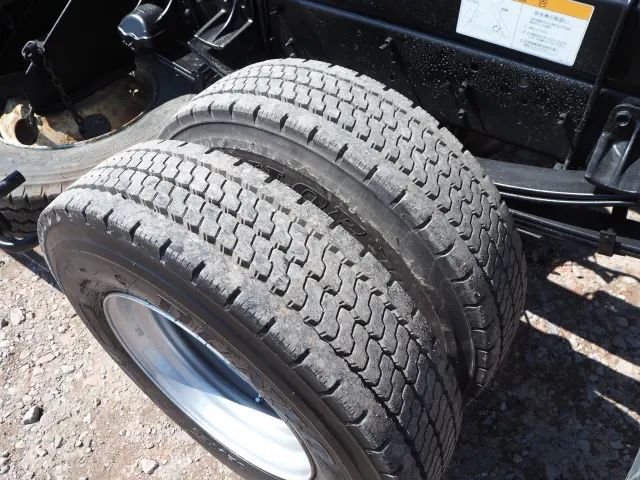 いすゞ フォワード 2PG-FRR90S1(2WD)の写真31