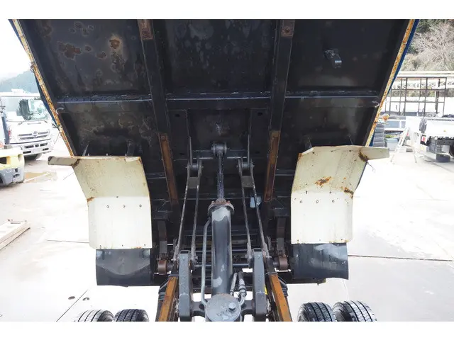 いすゞ フォワード 2PG-FRR90S1(2WD)の写真35