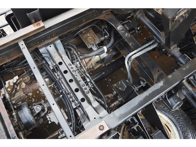 いすゞ フォワード 2PG-FRR90S1(2WD)の写真38