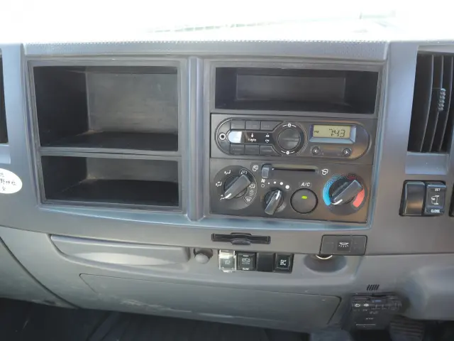 いすゞ フォワード 2PG-FRR90S1(2WD)の写真48