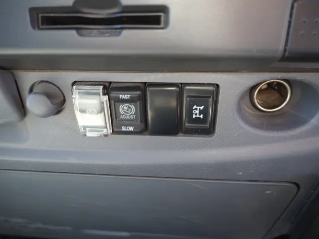 いすゞ フォワード 2PG-FRR90S1(2WD)の写真49