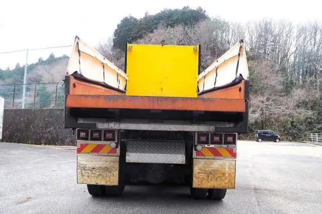 三菱 スーパーグレート QKG-FV60VX(6x4)の写真4