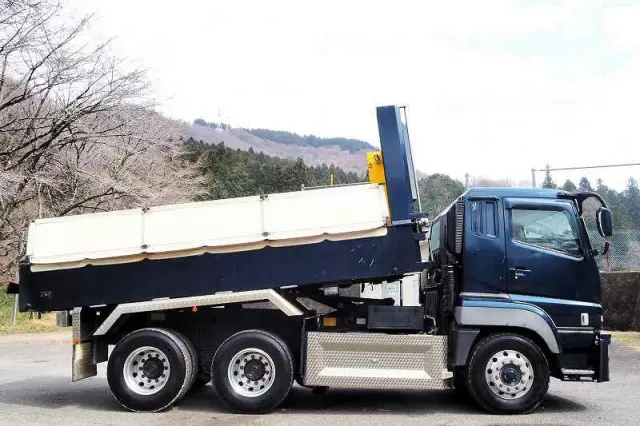 三菱 スーパーグレート QKG-FV60VX(6x4)の写真6