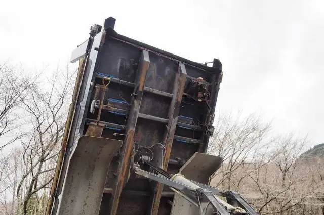 三菱 スーパーグレート QKG-FV60VX(6x4)の写真18