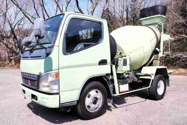三菱 キャンター KK-FE73EB(2WD)の写真1