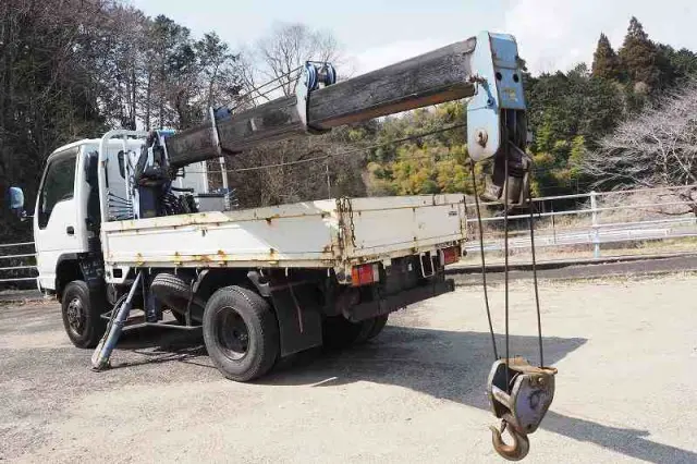 いすゞ エルフ KR-NKS81GR(4WD)の写真25